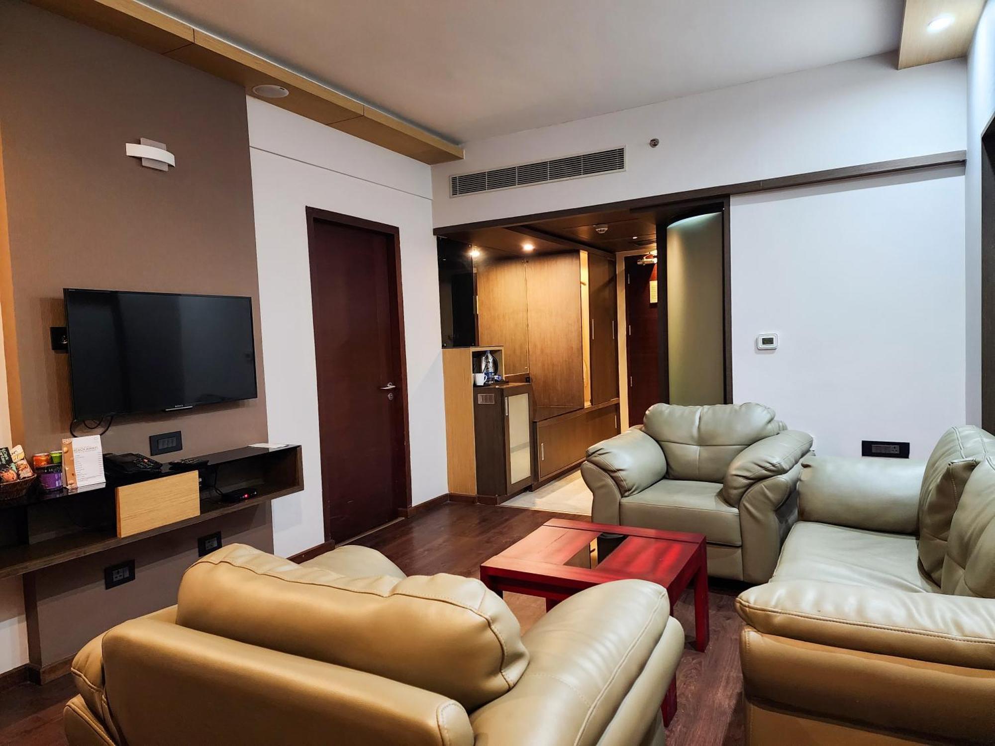 Dimora Hotels And Resorts Thiruvananthapuram Zewnętrze zdjęcie