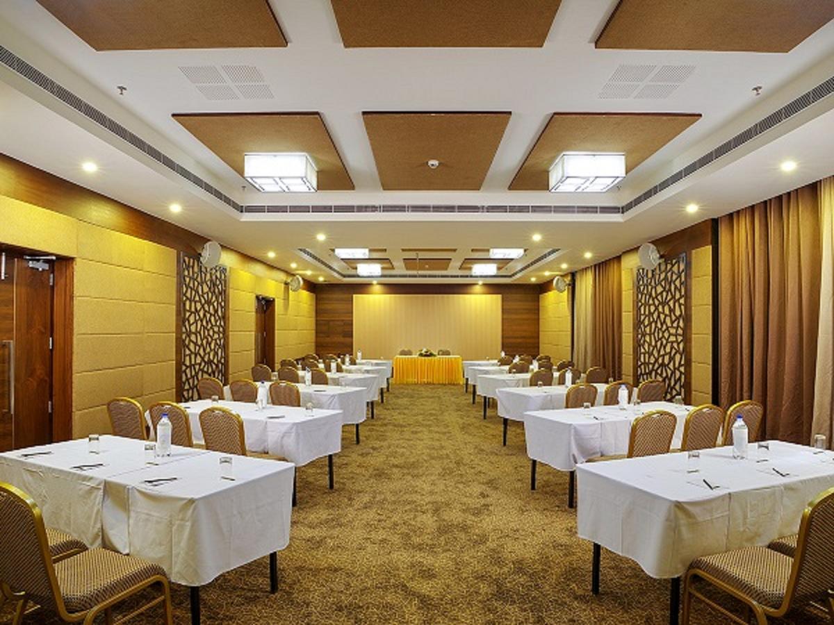 Dimora Hotels And Resorts Thiruvananthapuram Zewnętrze zdjęcie
